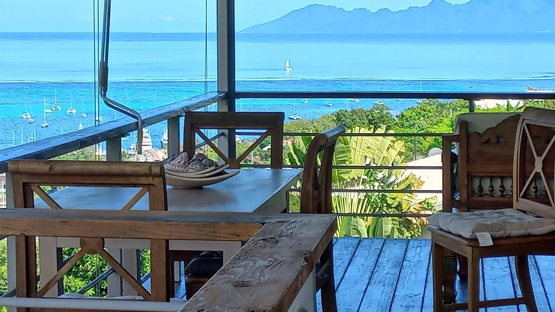Marina Blue Fabuleux Appartement Vue Lagon Punaauia  Apartment Punaauia (Tahiti)
